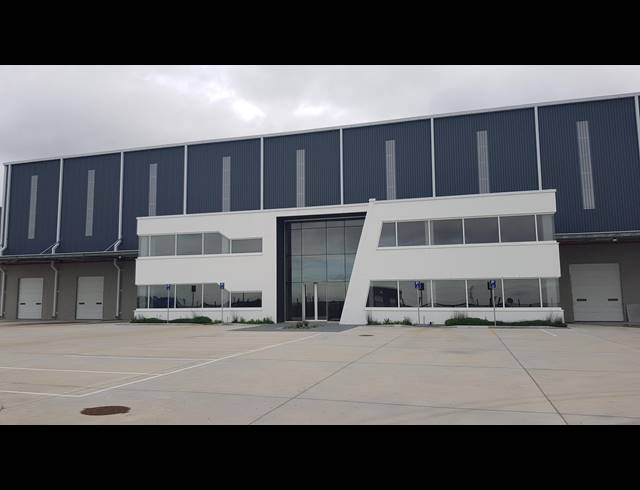 5,500M² WAREHOUSE TO LET IN BRACKENFELL INDUSTRIAL